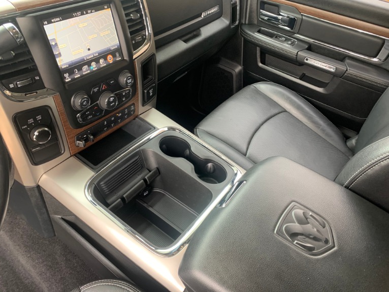 Used-2017-Ram-3500-pickup-Laramie-4X4