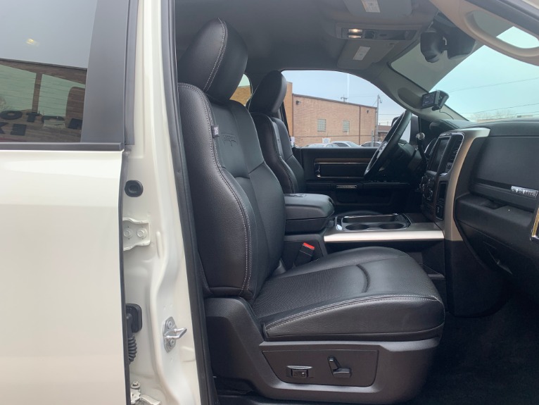 Used-2017-Ram-3500-pickup-Laramie-4X4