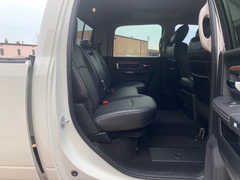 Used-2017-Ram-Ram-Pickup-3500-Laramie-4X4