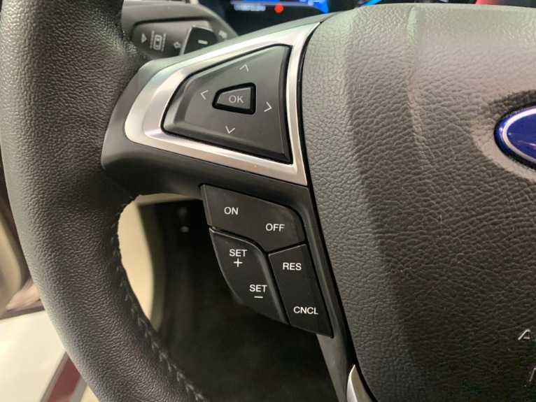 Used-2017-Ford-Fusion-SE-FWD