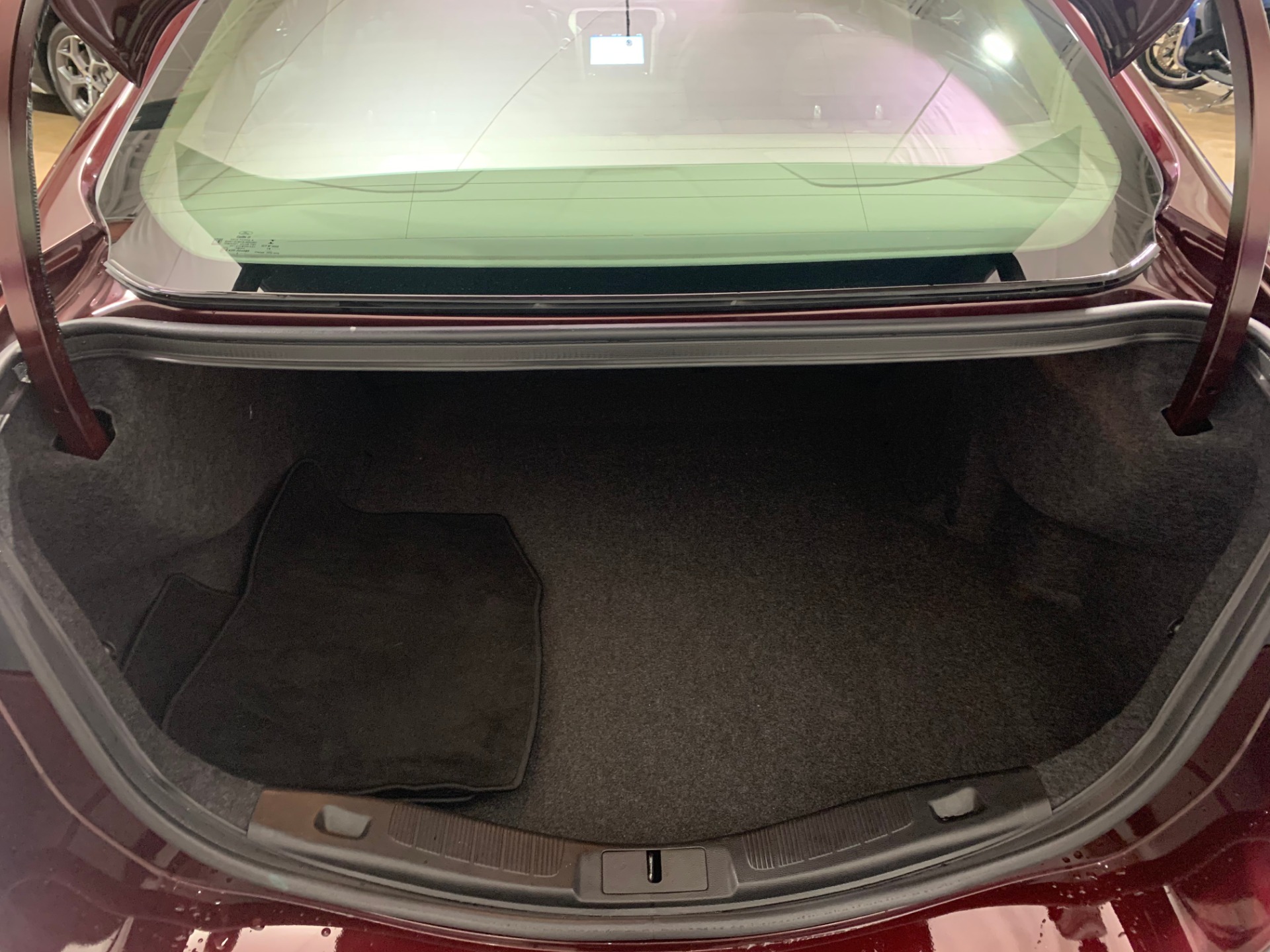 Used-2017-Ford-Fusion-SE-FWD