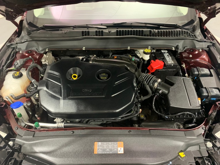 Used-2017-Ford-Fusion-SE-FWD