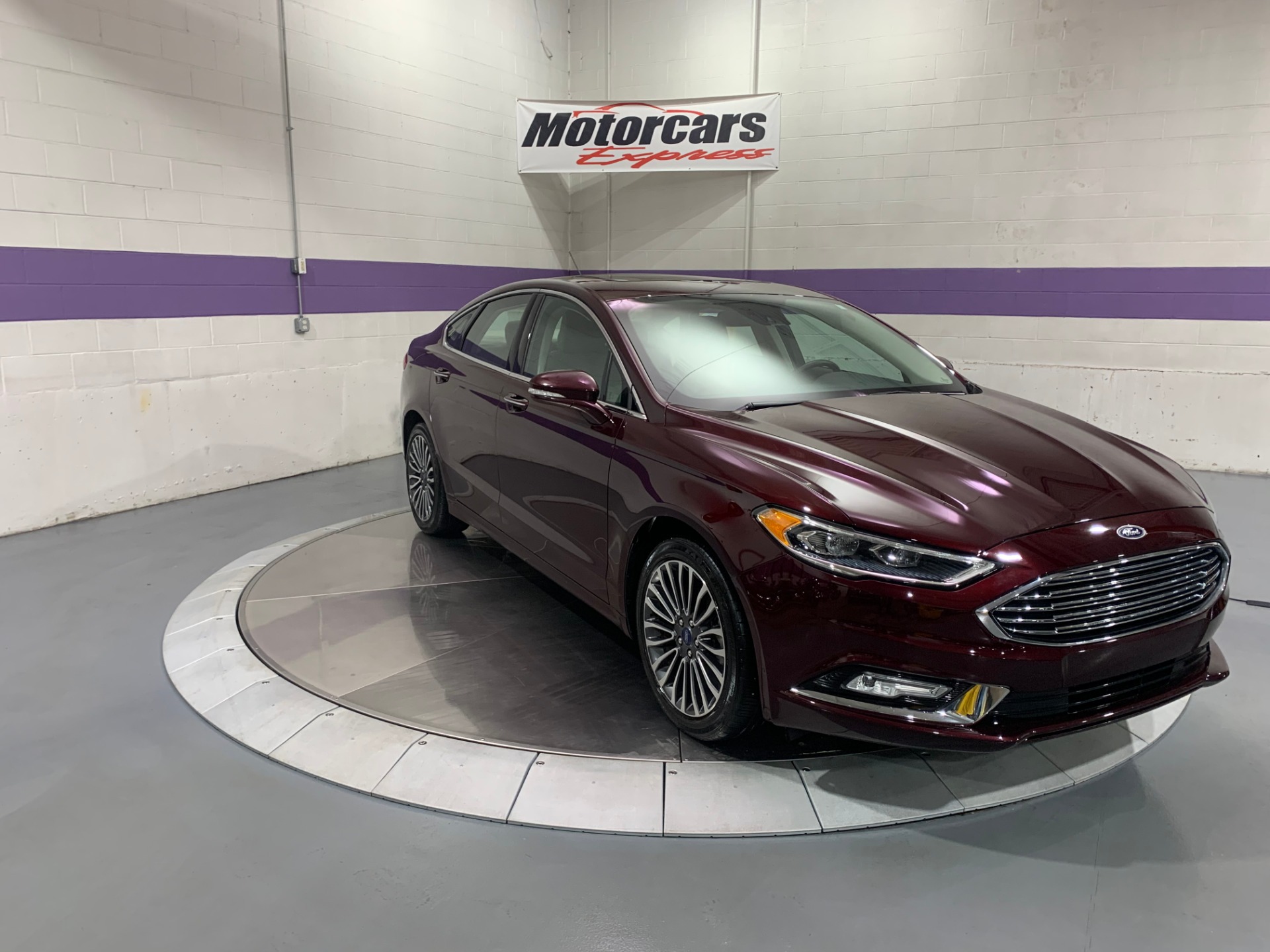 Used-2017-Ford-Fusion-SE-FWD