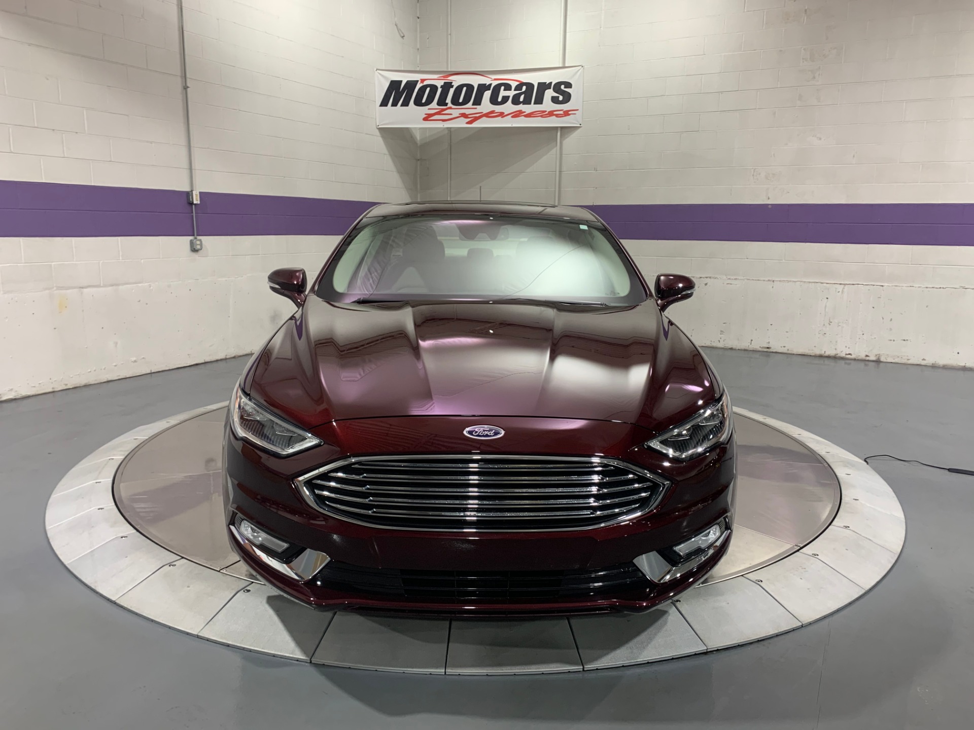 Used-2017-Ford-Fusion-SE-FWD