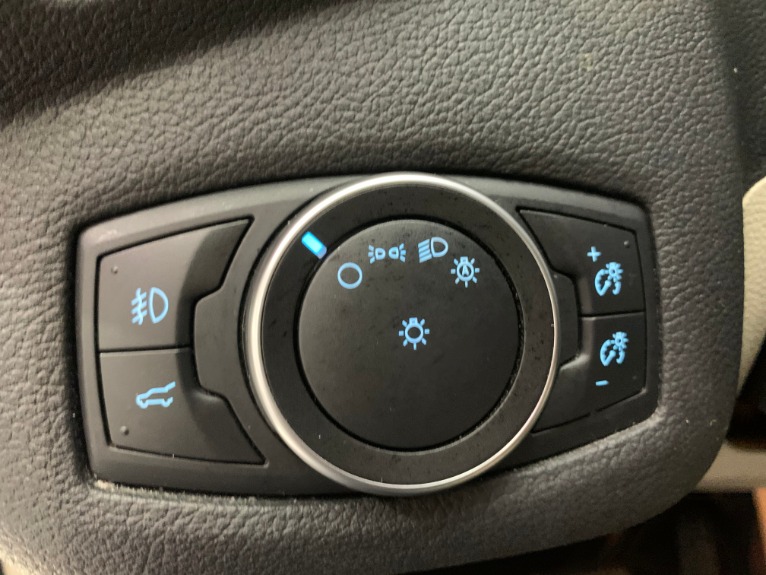 Used-2018-Ford-Escape-SE-FWD