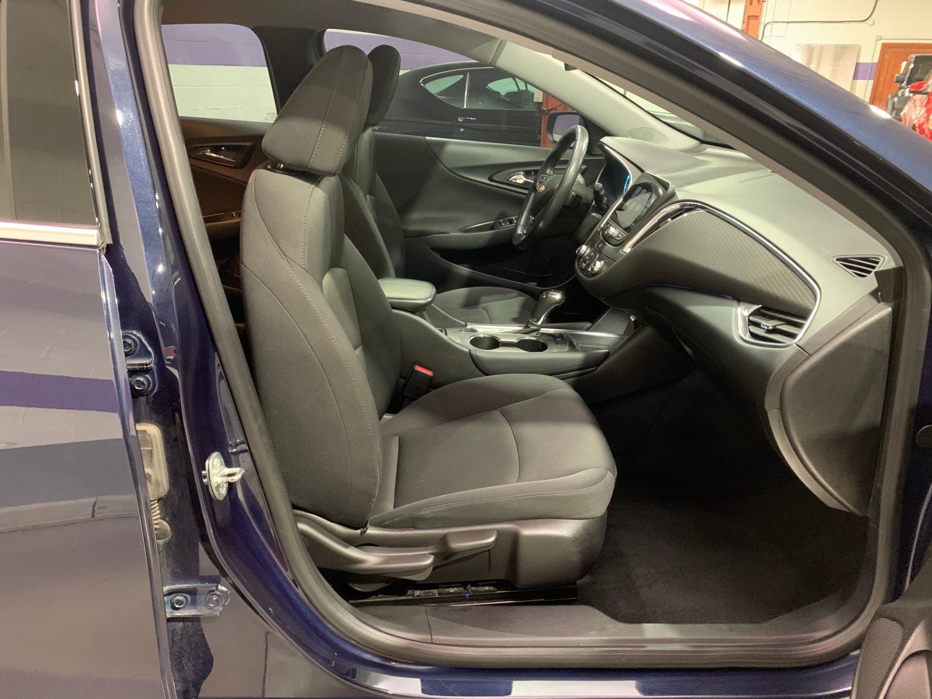 Used-2016-Chevrolet-Malibu-LT-FWD
