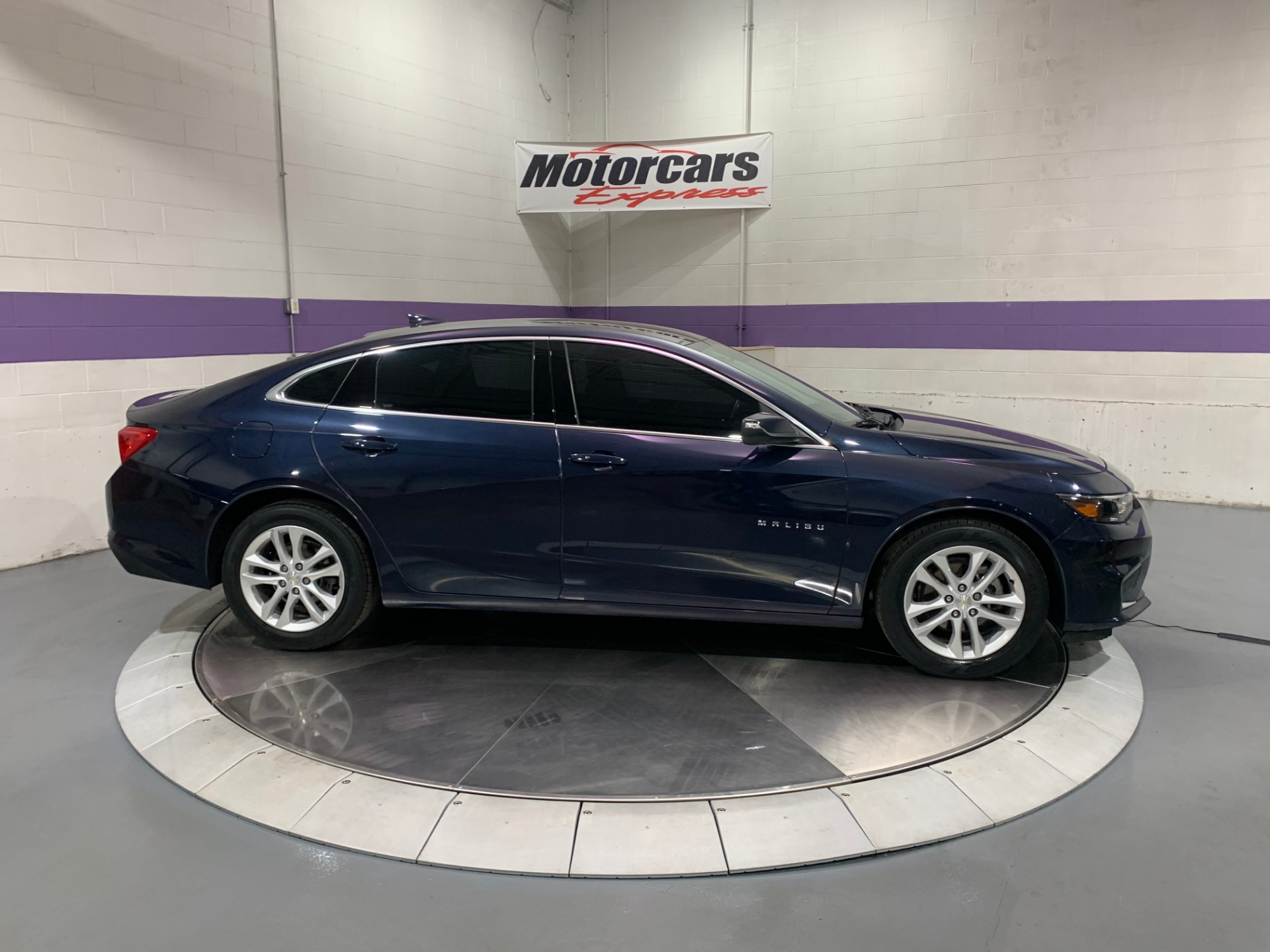 Used-2016-Chevrolet-Malibu-LT-FWD