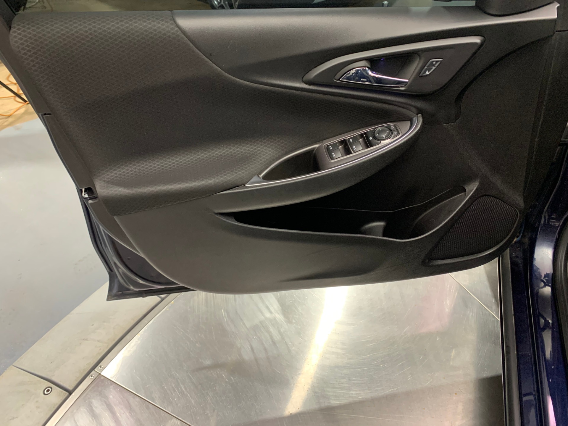 Used-2016-Chevrolet-Malibu-LT-FWD