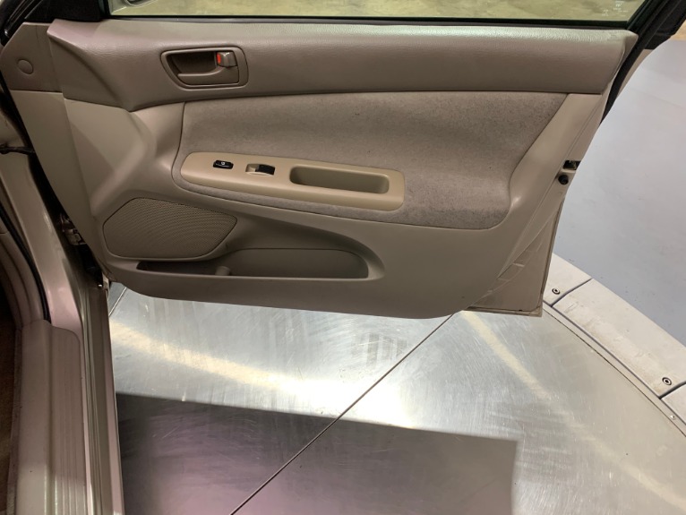 Used-2003-Toyota-Camry-LE-FWD