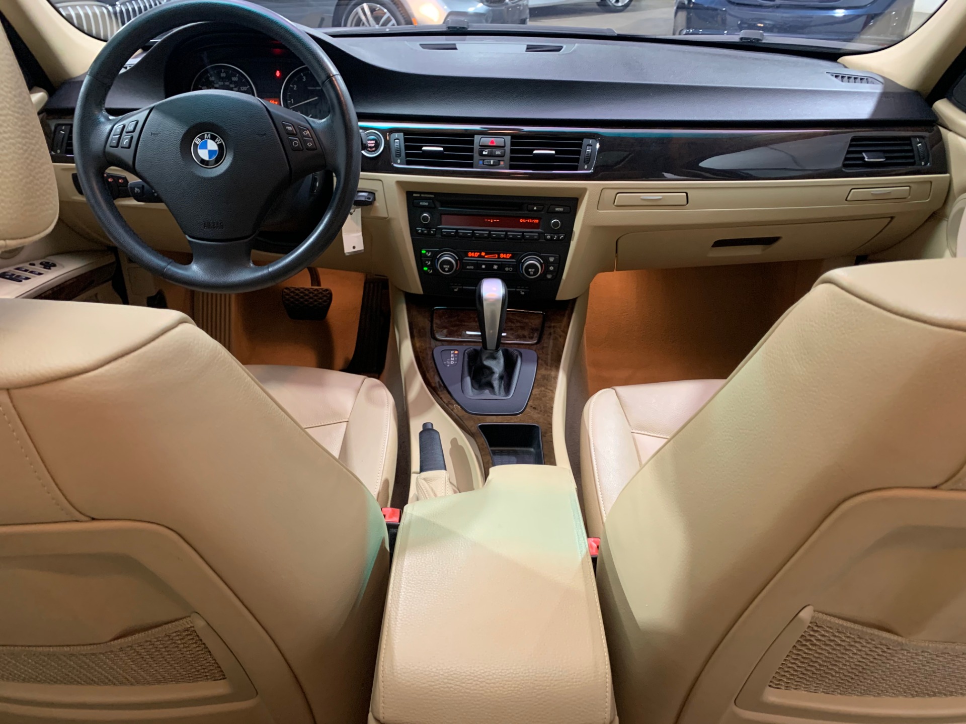 Used-2009-BMW-3-Series-328i-xDrive-AWD