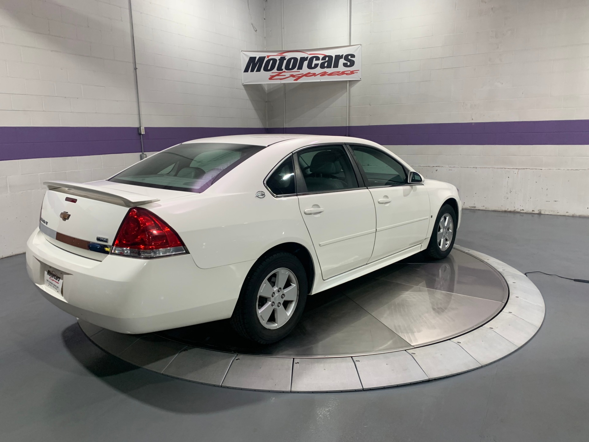 Used-2009-Chevrolet-Impala-LT-FWD