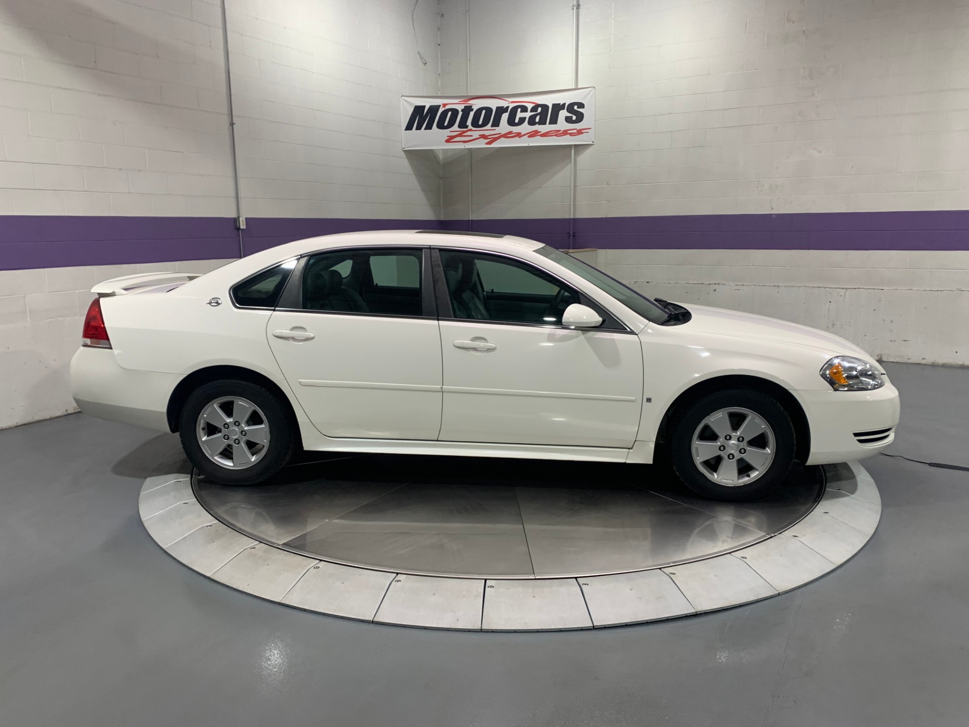 Used-2009-Chevrolet-Impala-LT-FWD