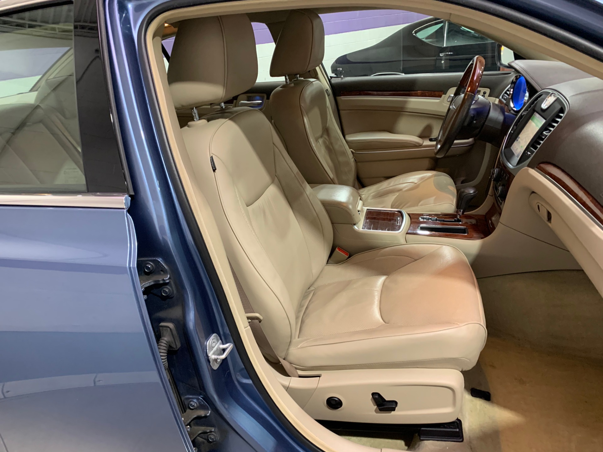 Used-2011-Chrysler-300-C-RWD