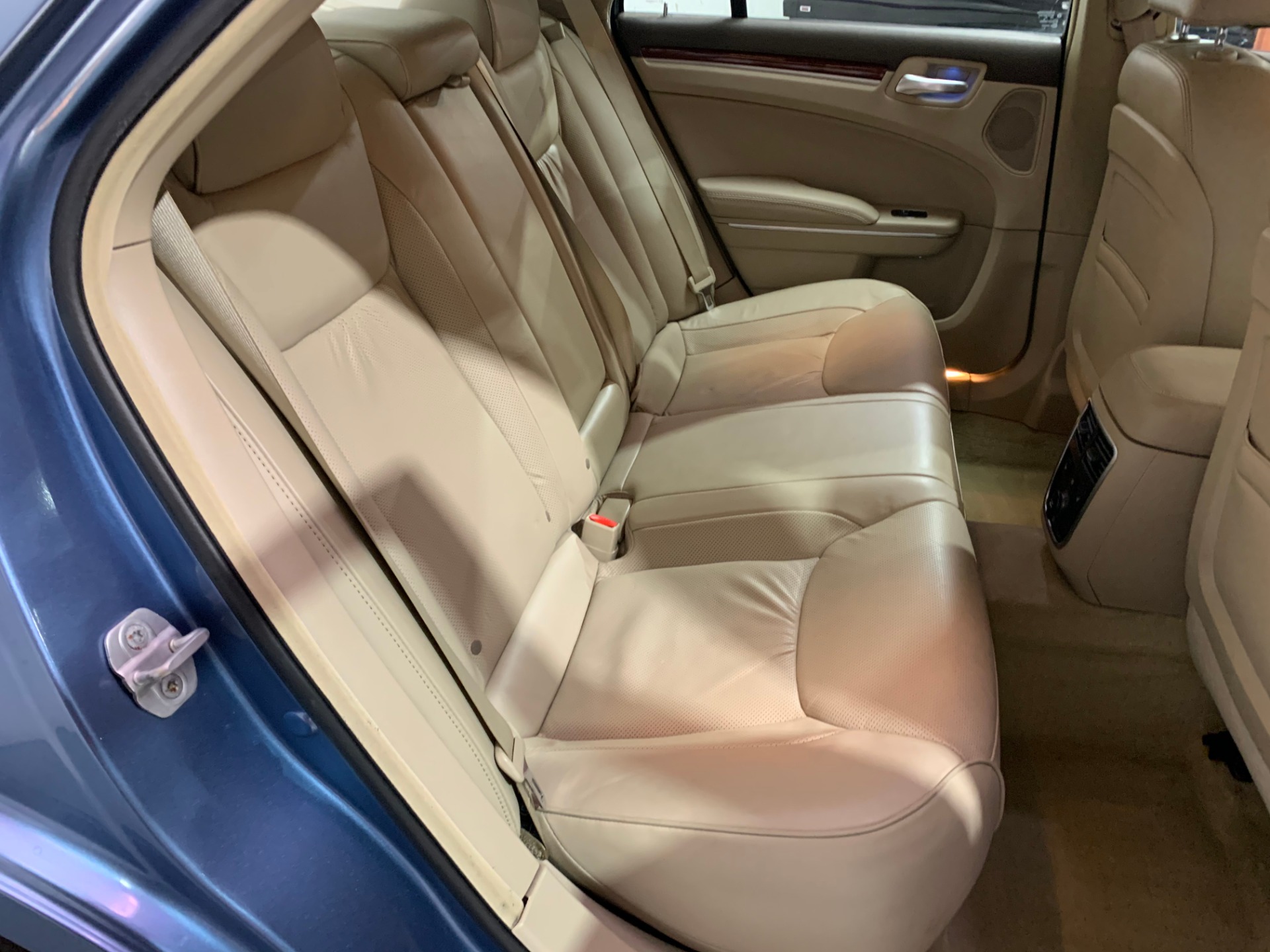 Used-2011-Chrysler-300-C-RWD