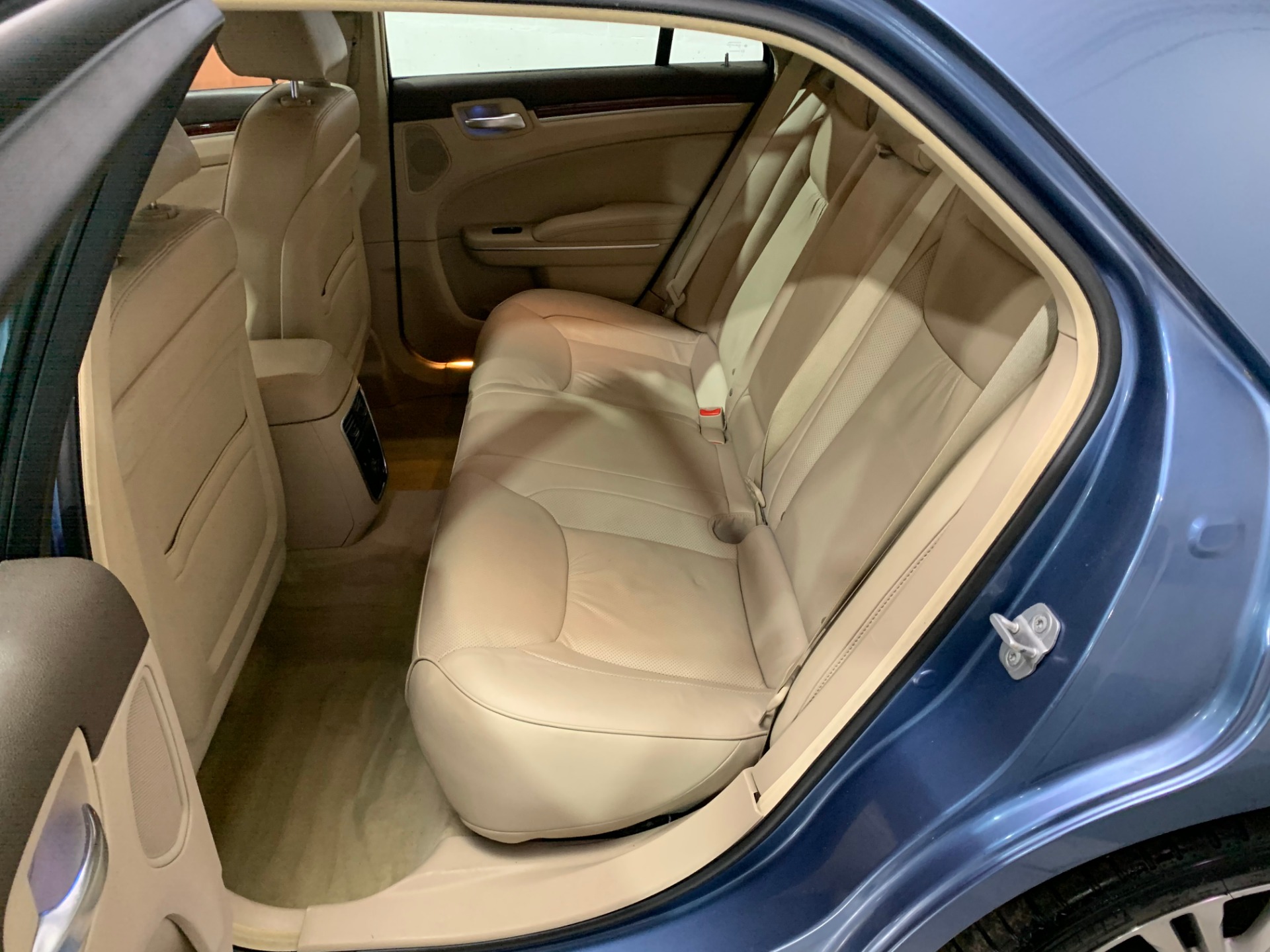 Used-2011-Chrysler-300-C-RWD