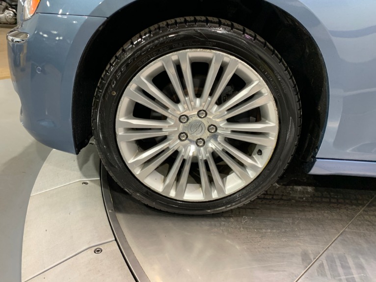 Used-2011-Chrysler-300-C-RWD