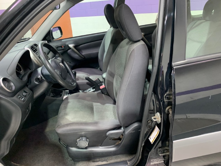 Used-2004-Toyota-RAV4-FWD-Manual