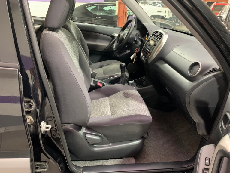Used-2004-Toyota-RAV4-FWD-Manual