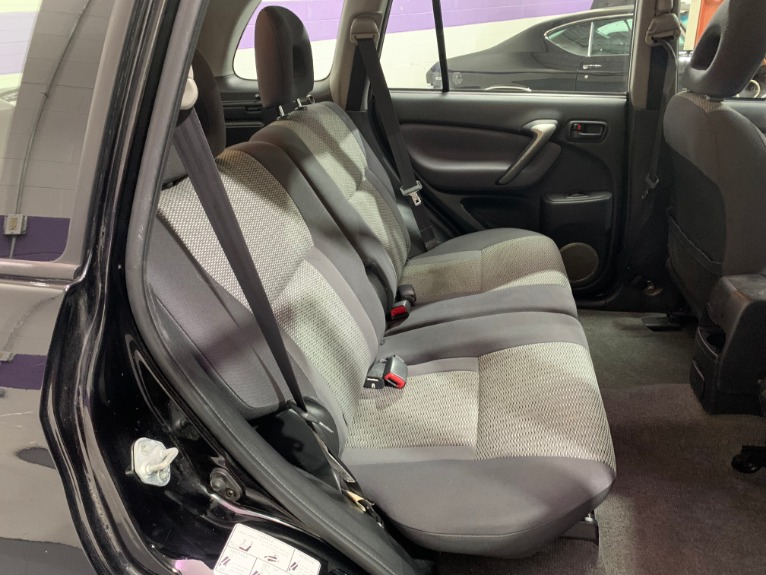 Used-2004-Toyota-RAV4-FWD-Manual