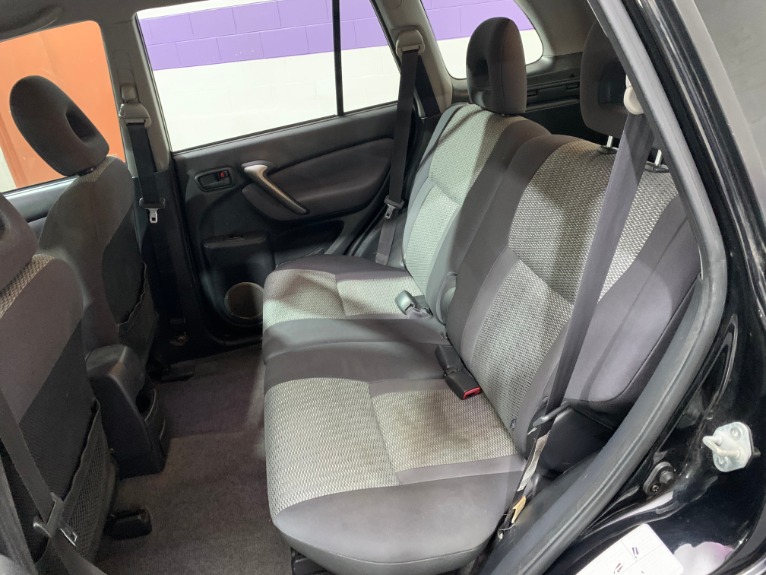 Used-2004-Toyota-RAV4-FWD-Manual