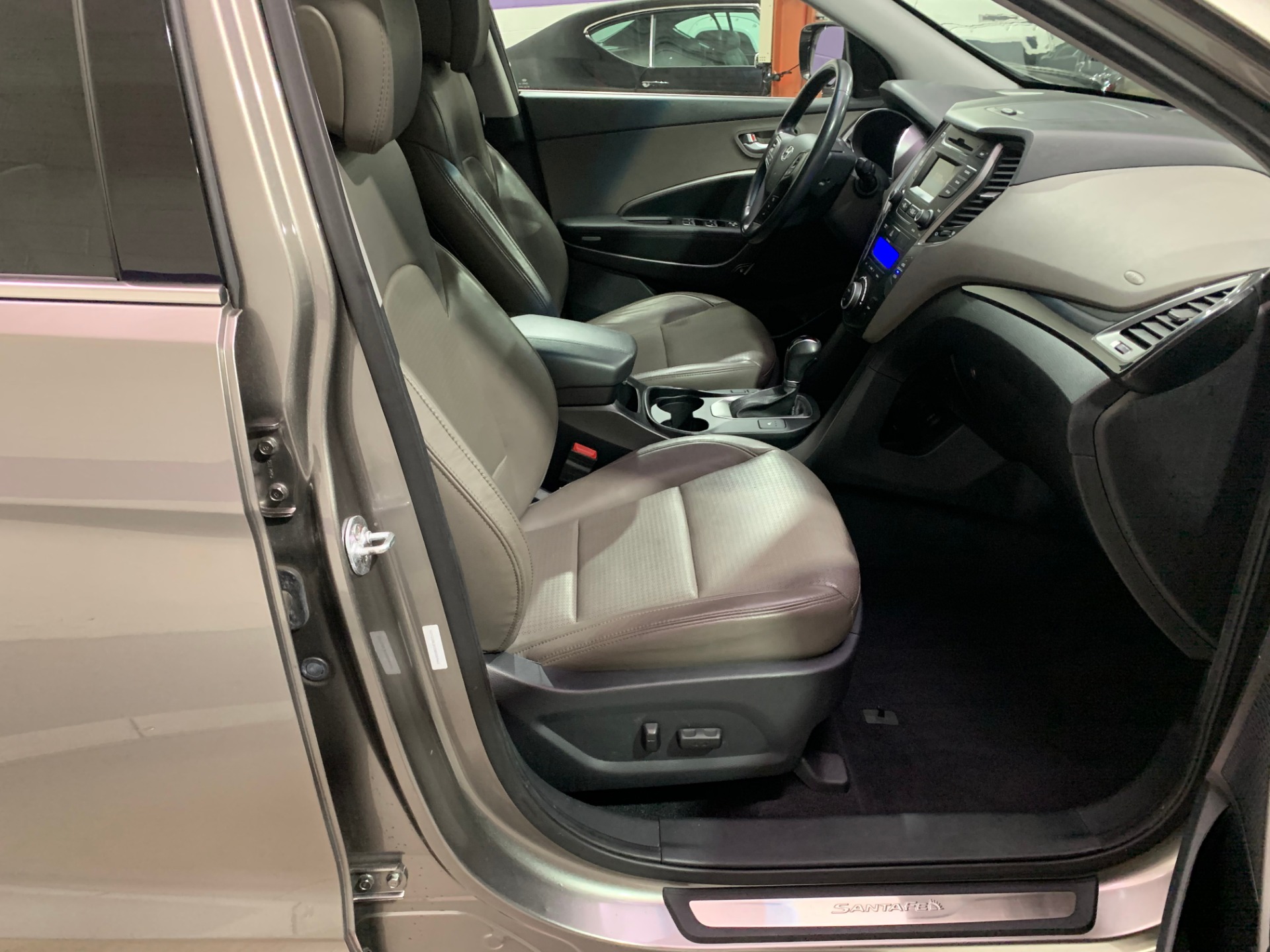 Used-2013-Hyundai-Santa-Fe-Sport-24L-AWD