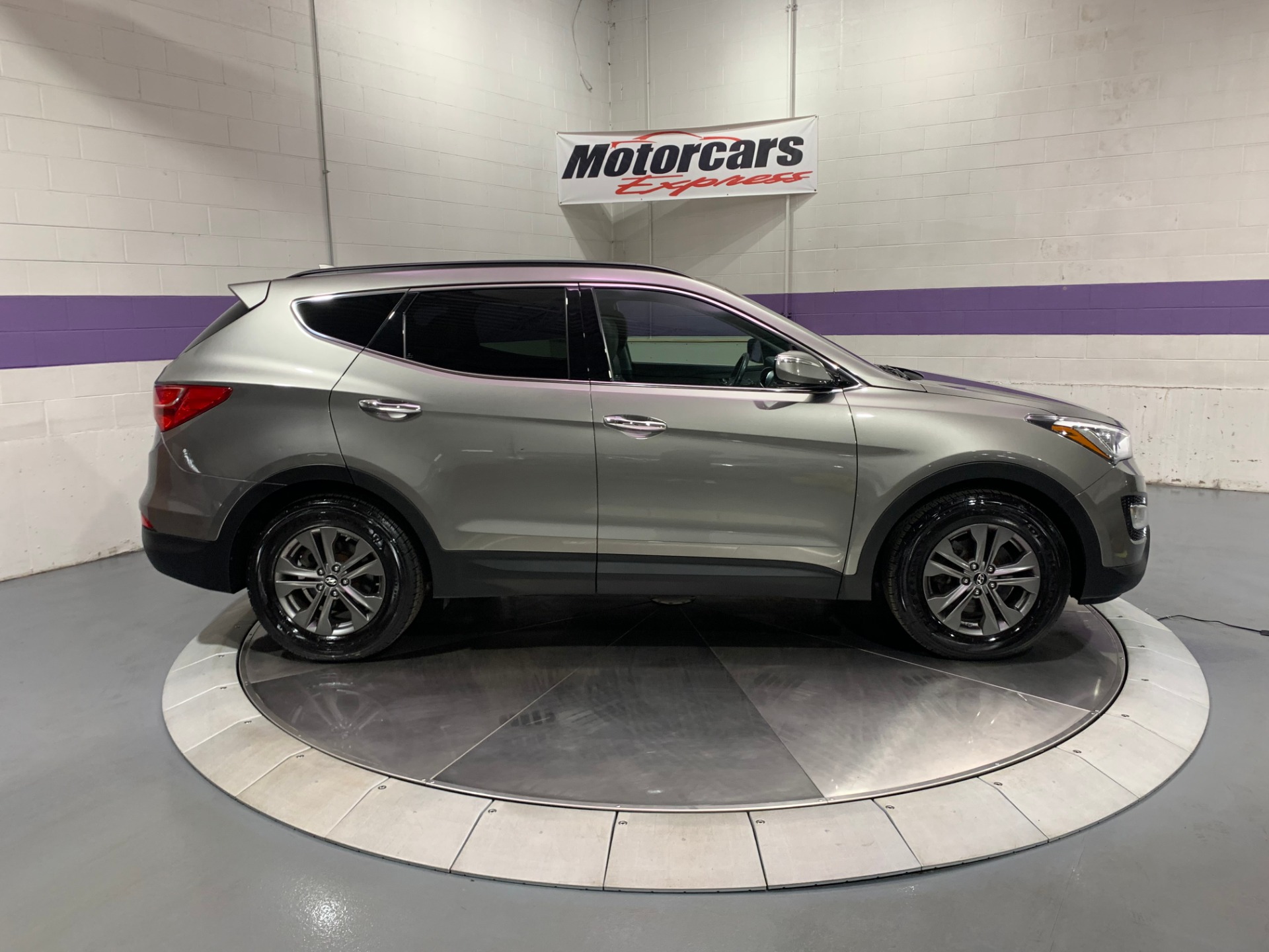 Used-2013-Hyundai-Santa-Fe-Sport-24L-AWD