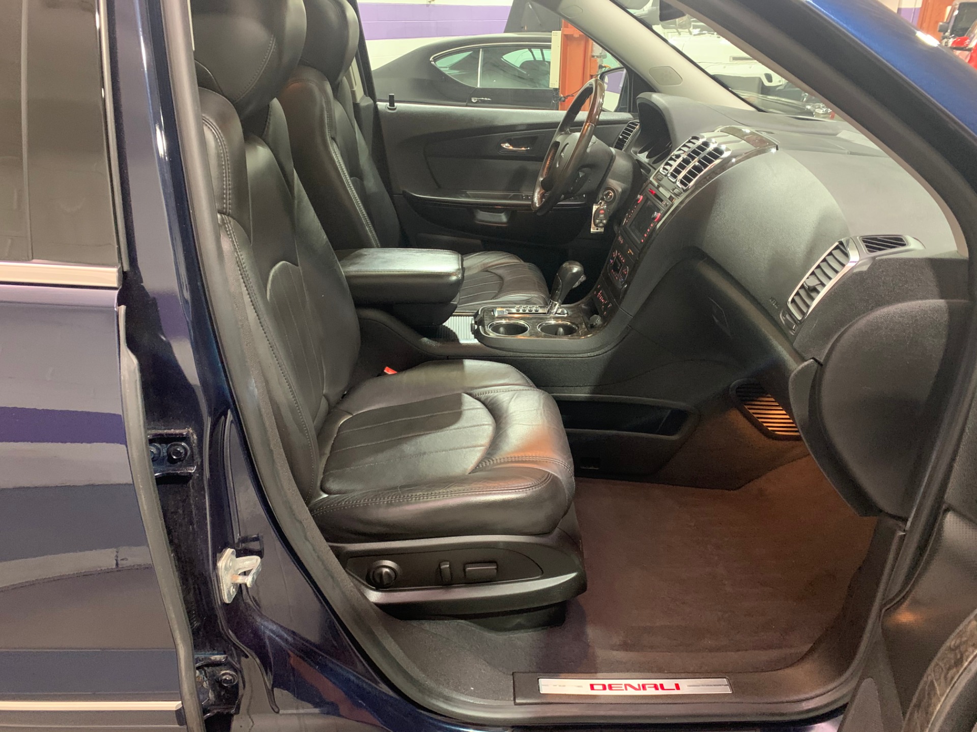 Used-2012-GMC-Acadia-Denali-AWD