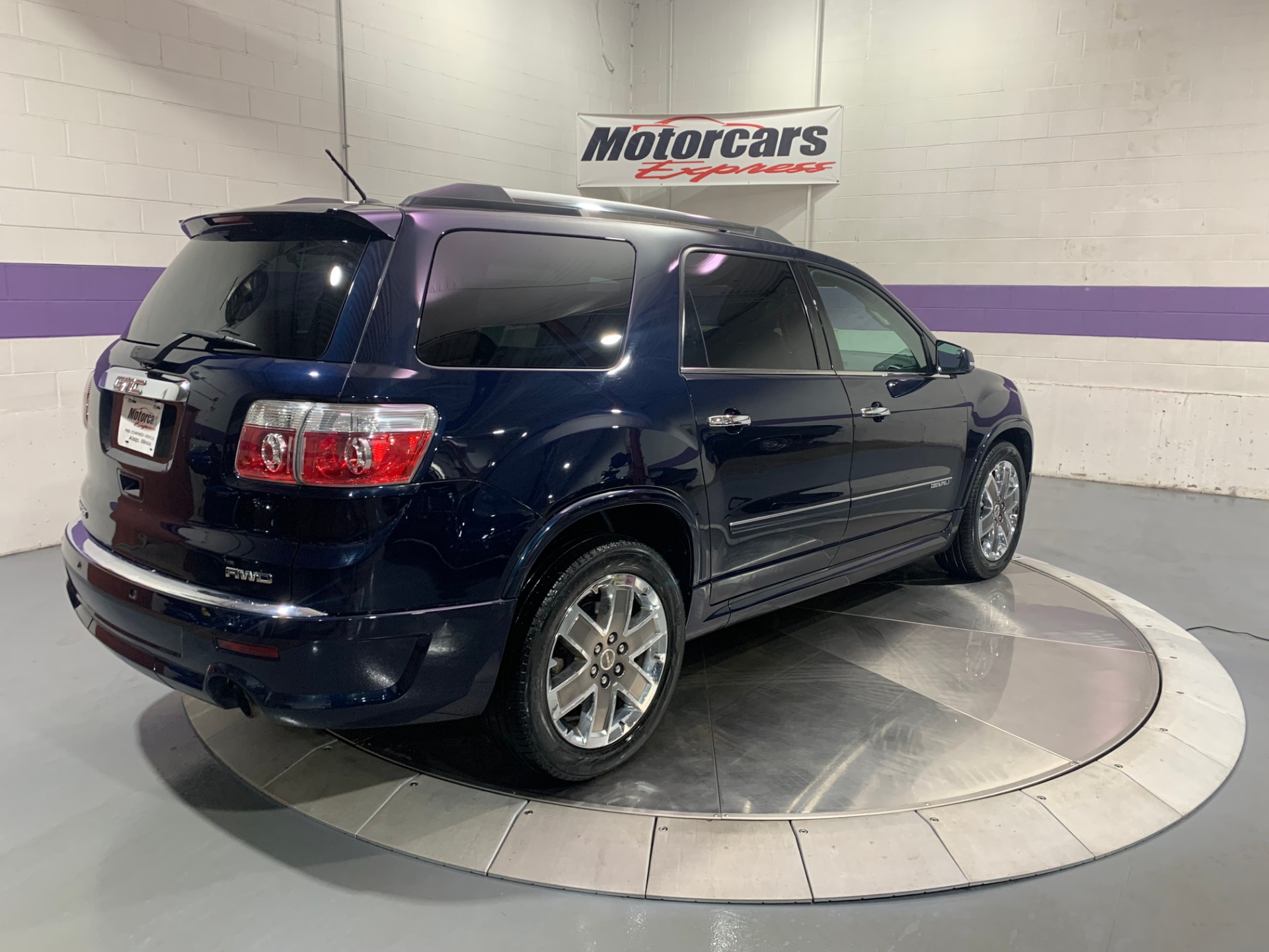 Used-2012-GMC-Acadia-Denali-AWD