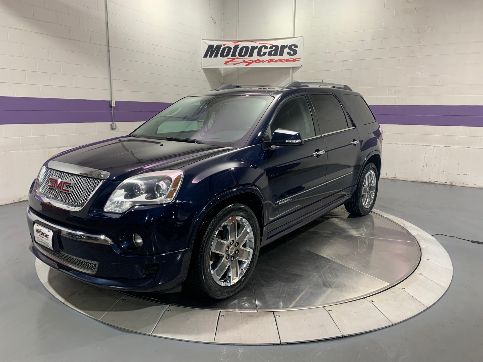 Used-2012-GMC-Acadia-Denali-AWD