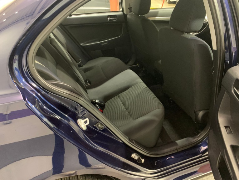 Used-2014-Mitsubishi-Lancer-ES-FWD
