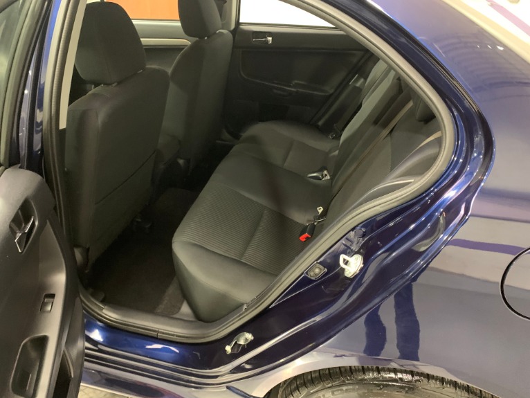 Used-2014-Mitsubishi-Lancer-ES-FWD