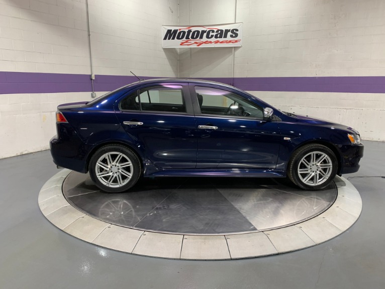 Used-2014-Mitsubishi-Lancer-ES-FWD