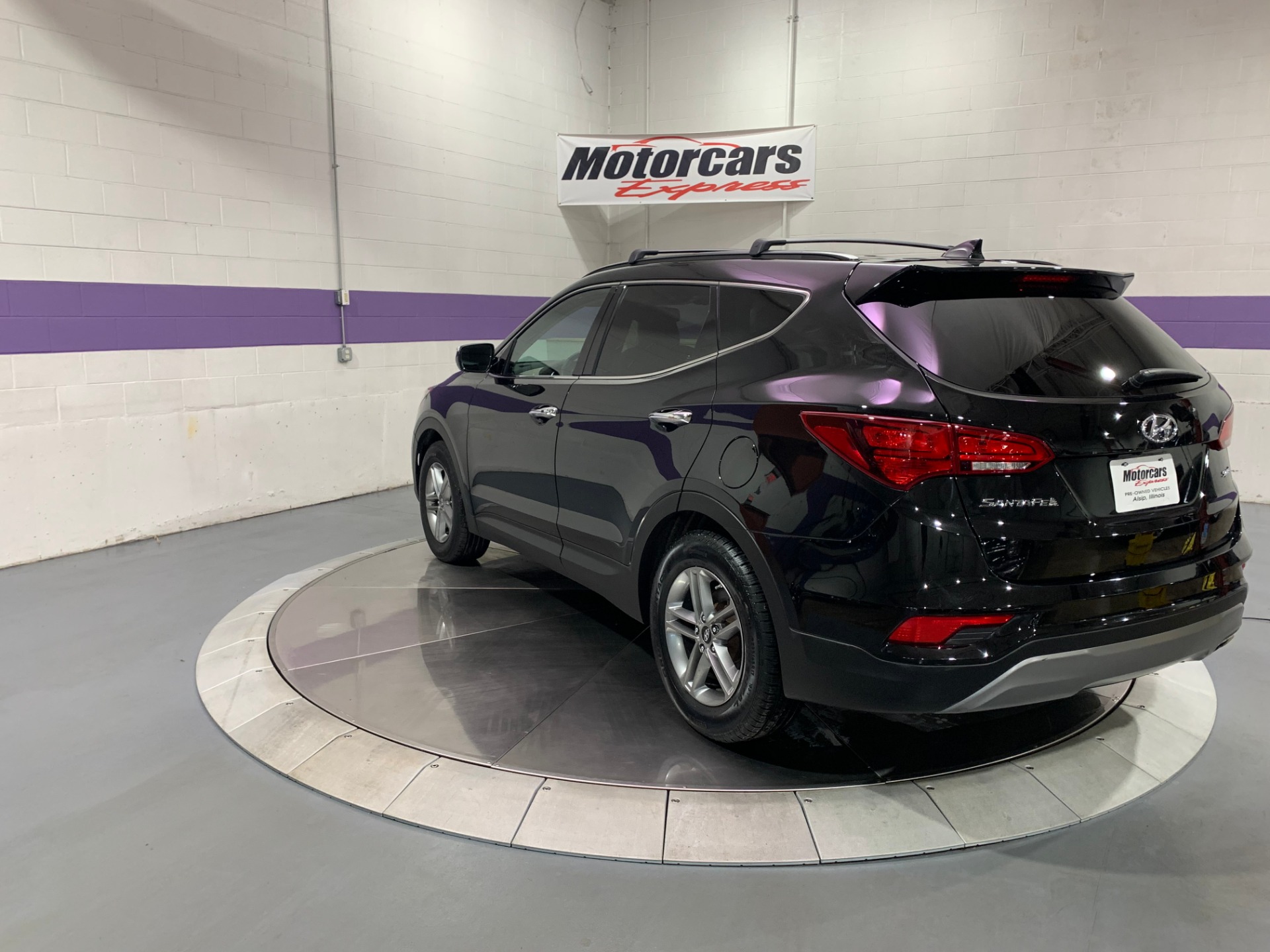 Used-2017-Hyundai-Santa-Fe-Sport-24L-FWD