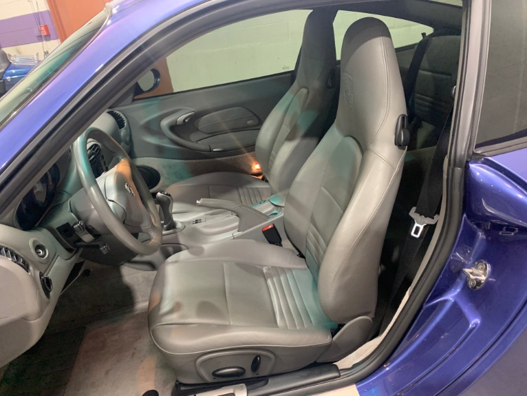 Used-2000-Porsche-911-Carrera-RWD-Manual