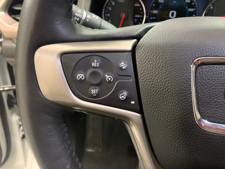 Used-2017-GMC-Acadia-Denali-4X4