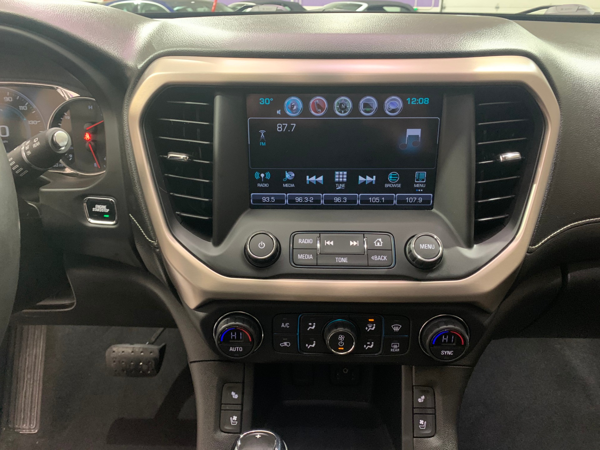 Used-2017-GMC-Acadia-Denali-4X4