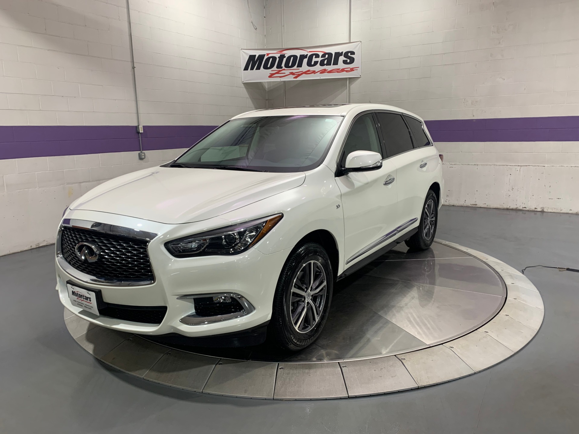 Used-2017-INFINITI-QX60-AWD