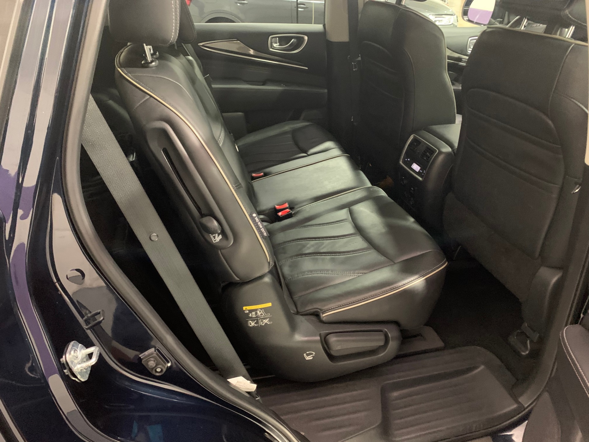 Used-2018-INFINITI-QX60-AWD