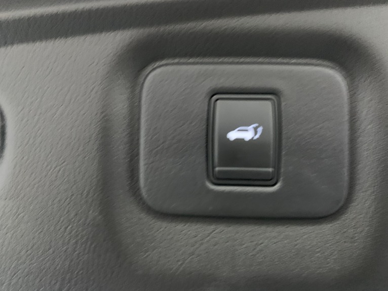 Used-2018-INFINITI-QX60-AWD