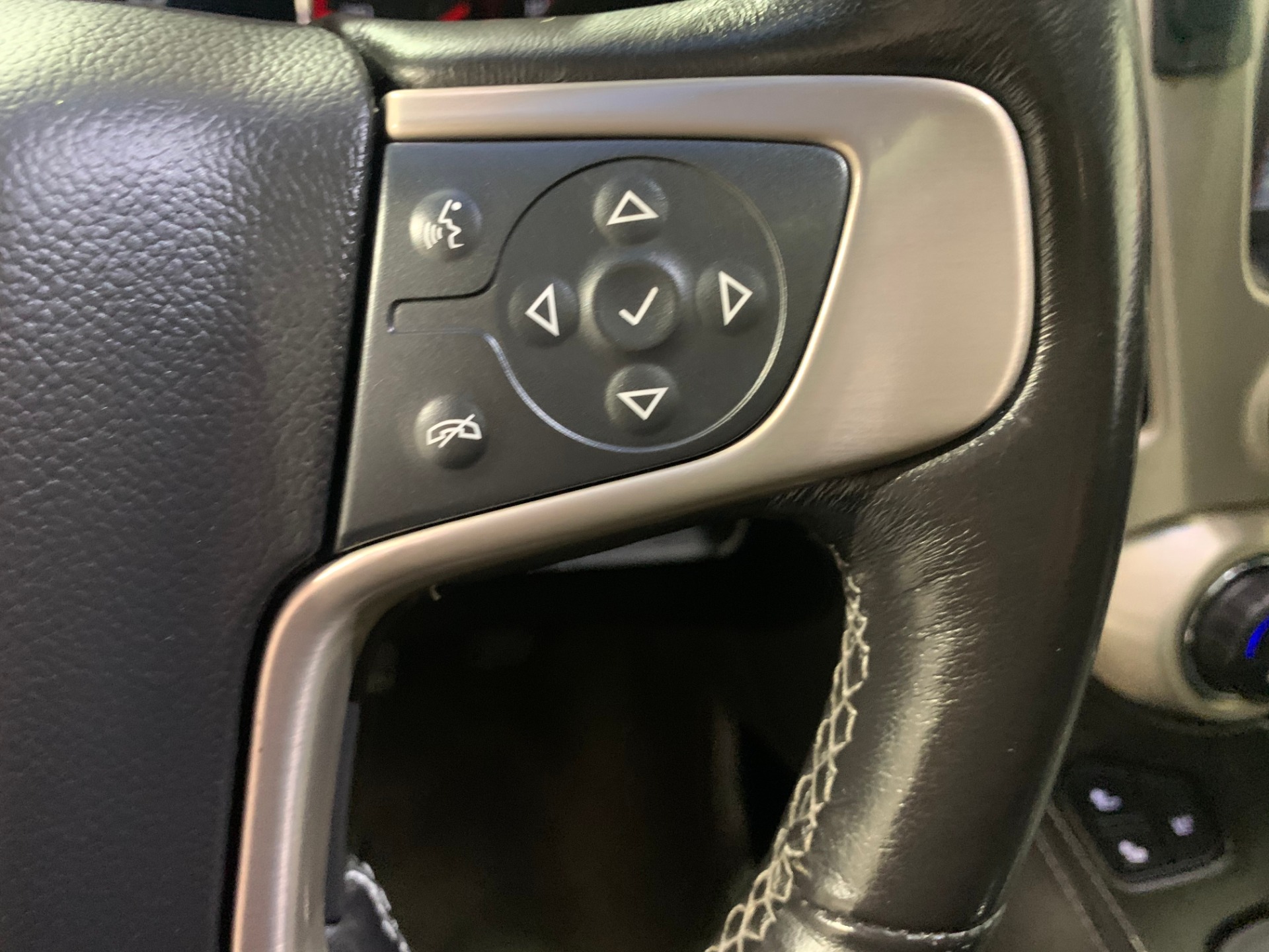 Used-2016-GMC-Yukon-Denali-4X4