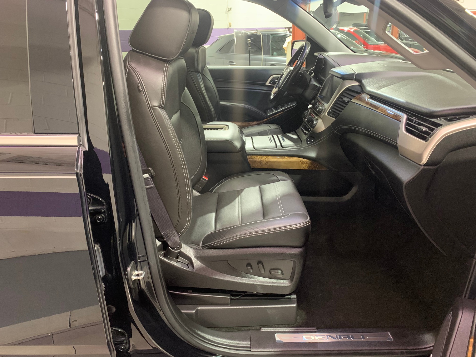 Used-2016-GMC-Yukon-Denali-4X4