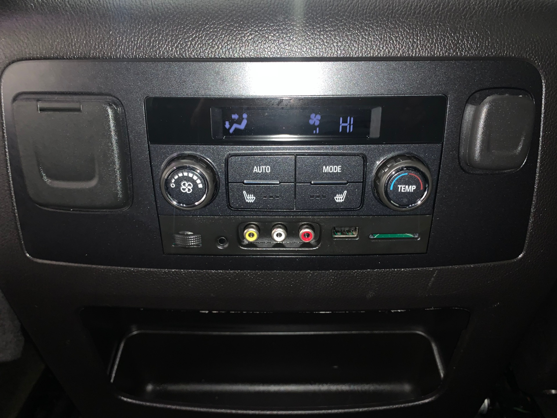 Used-2016-GMC-Yukon-Denali-4X4
