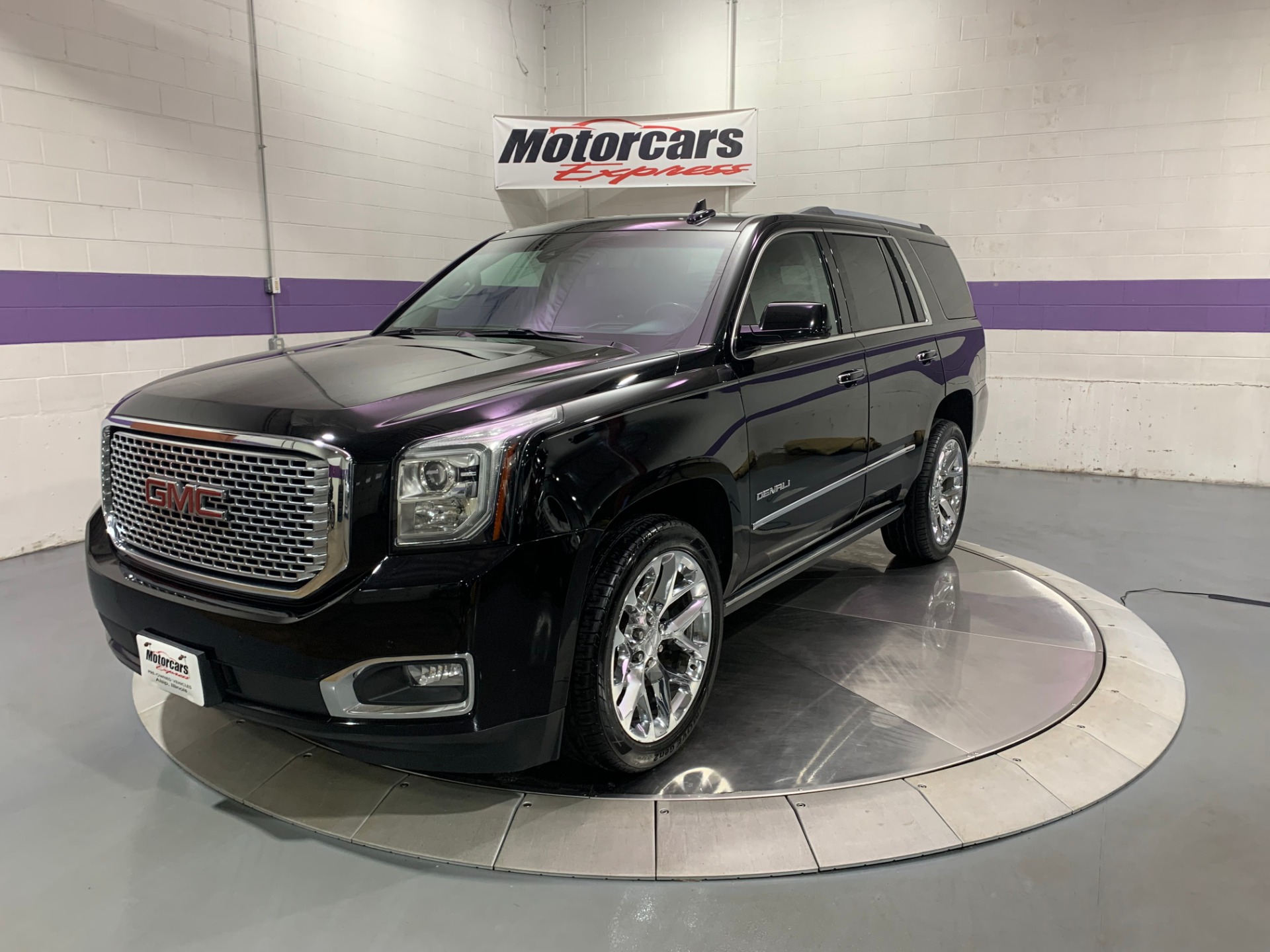 Used-2016-GMC-Yukon-Denali-4X4