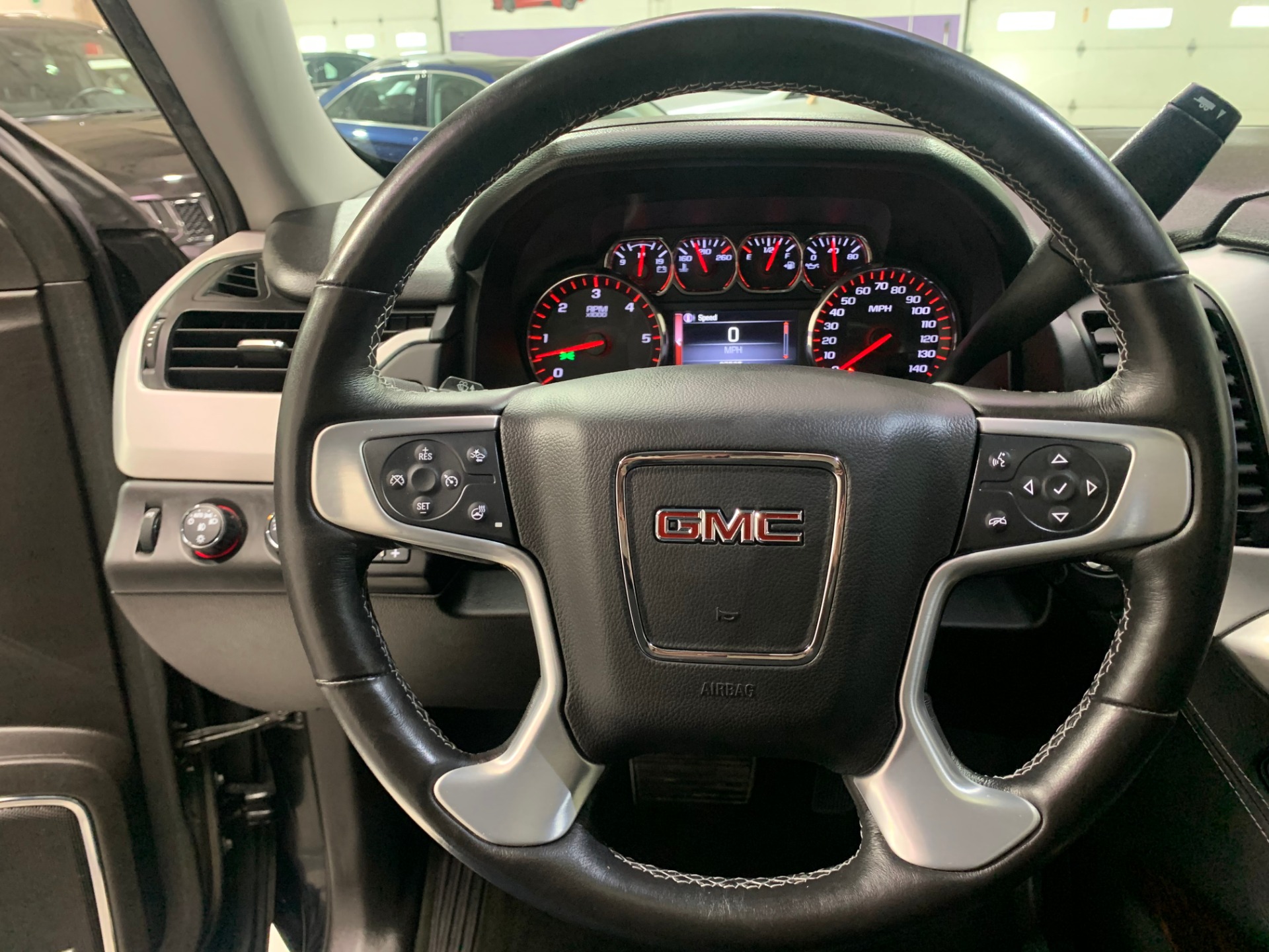 Used-2016-GMC-Yukon-SLT-4X4