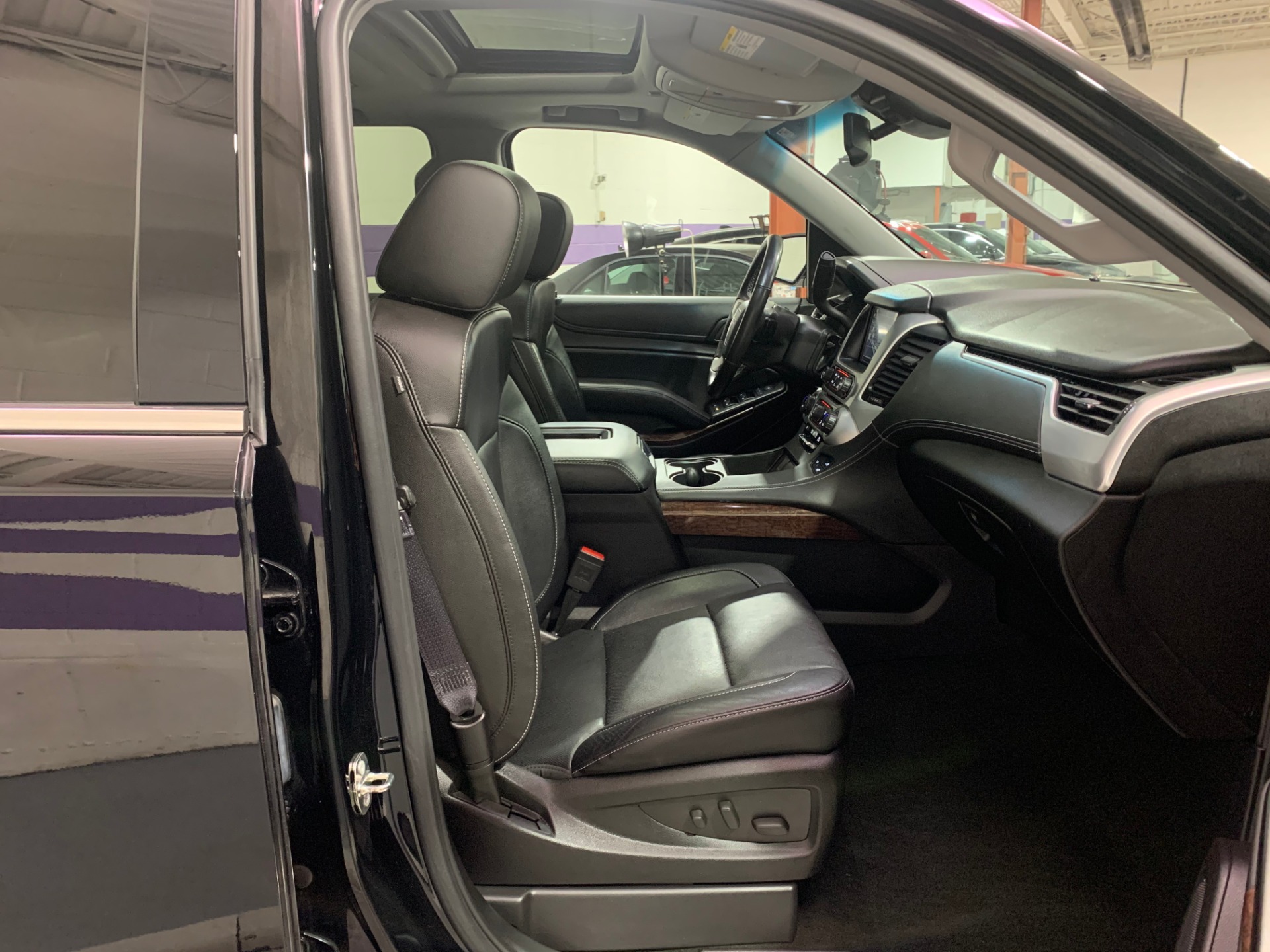 Used-2016-GMC-Yukon-SLT-4X4