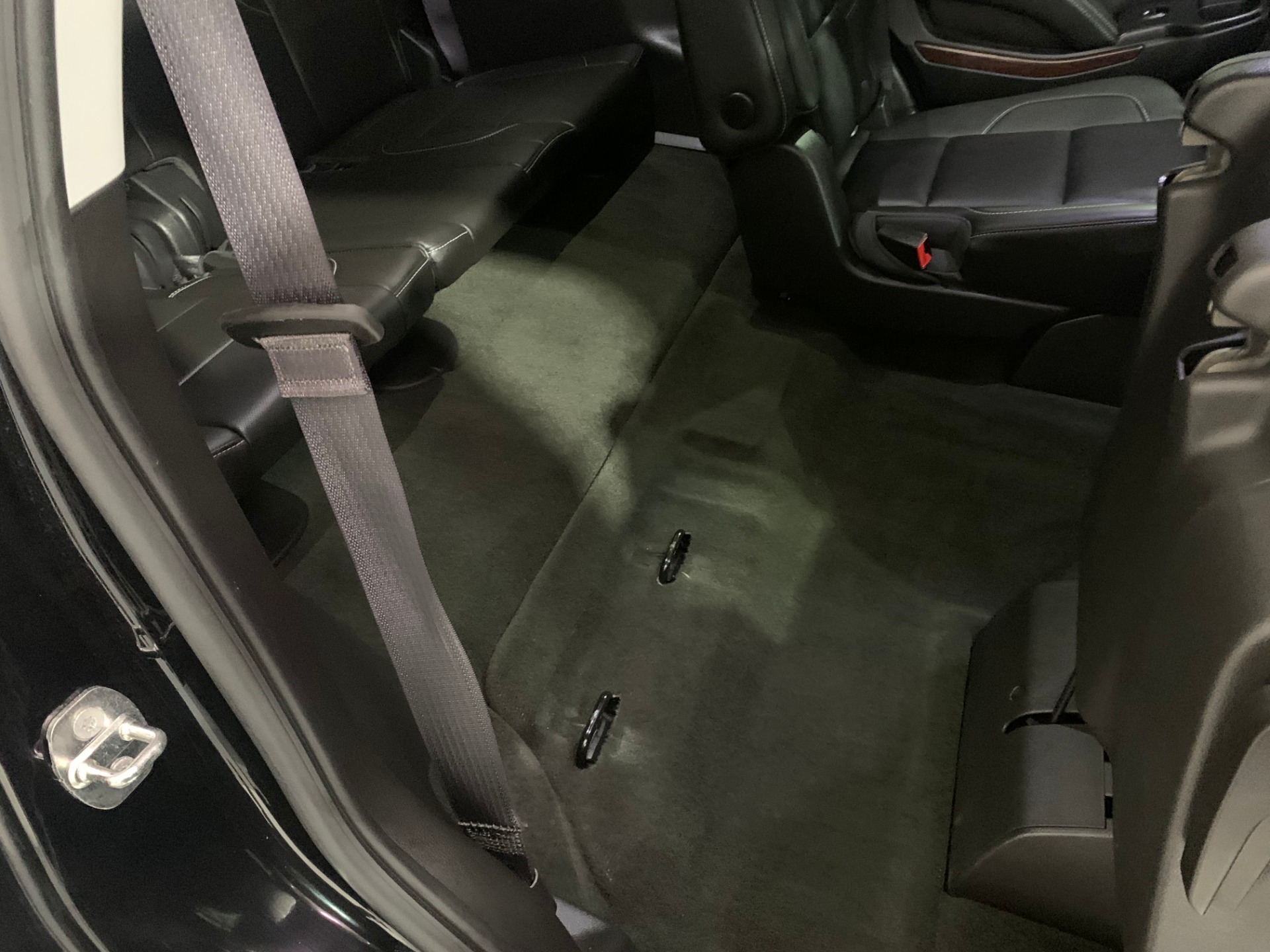 Used-2016-GMC-Yukon-SLT-4X4