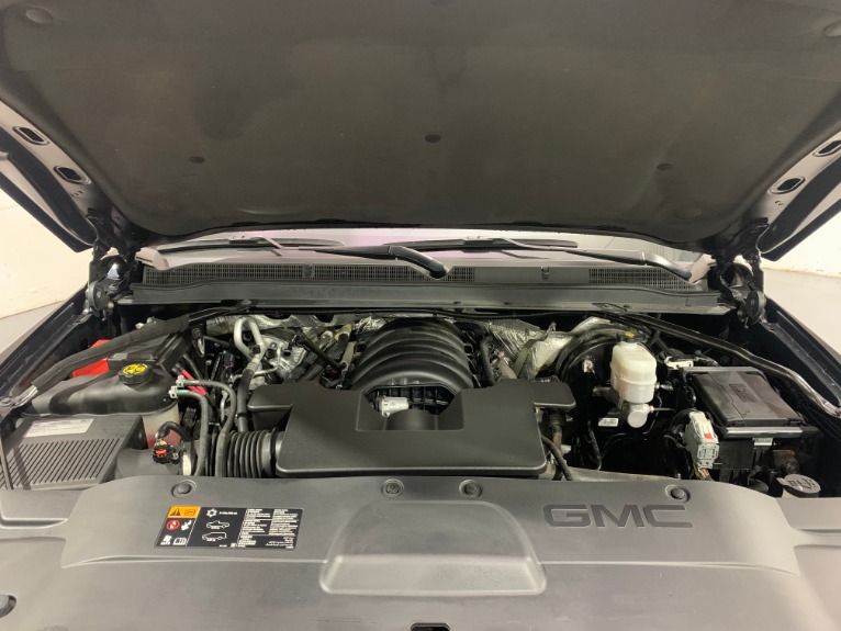 Used-2016-GMC-Yukon-SLT-4X4