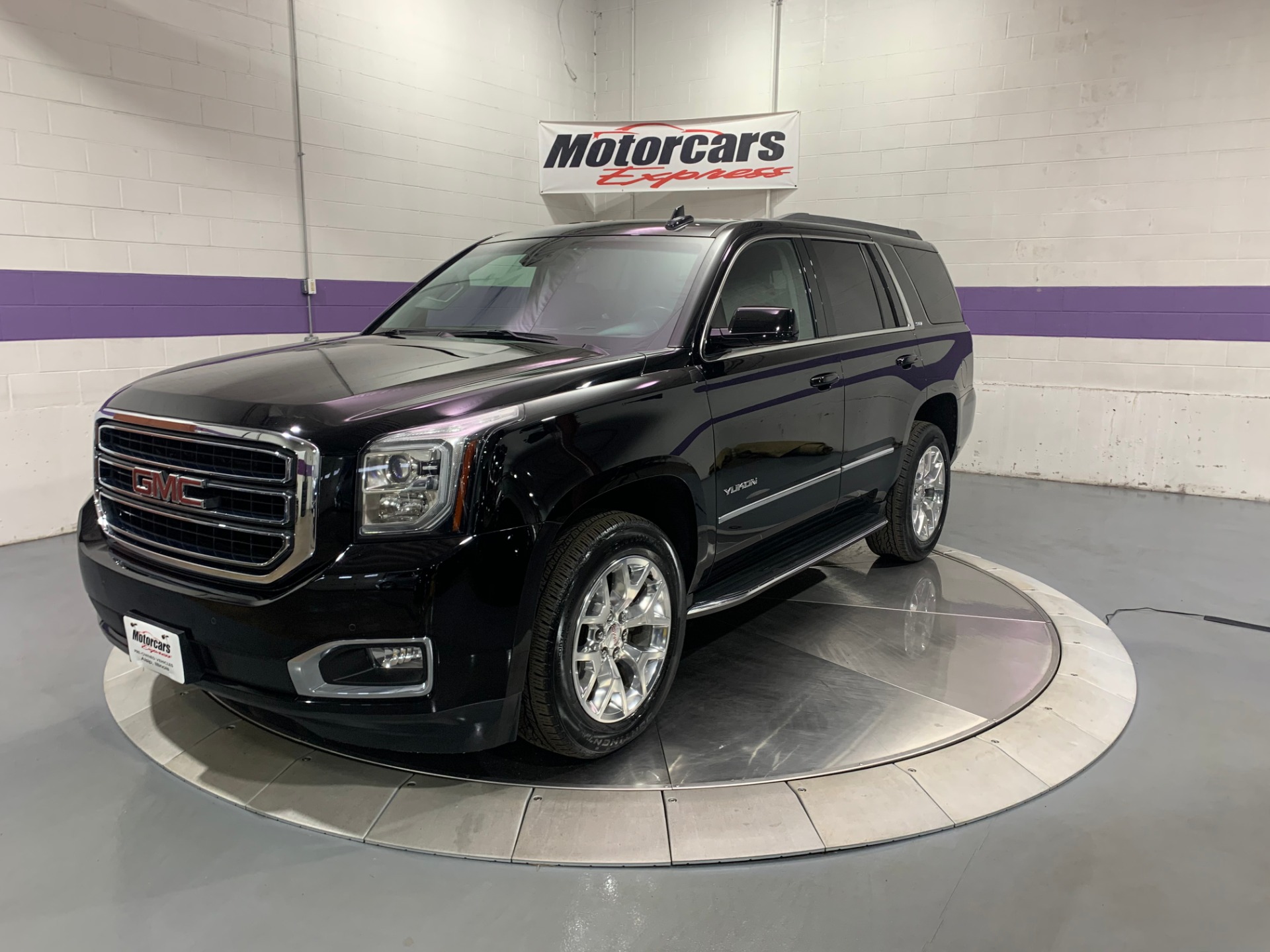 Used-2016-GMC-Yukon-SLT-4X4