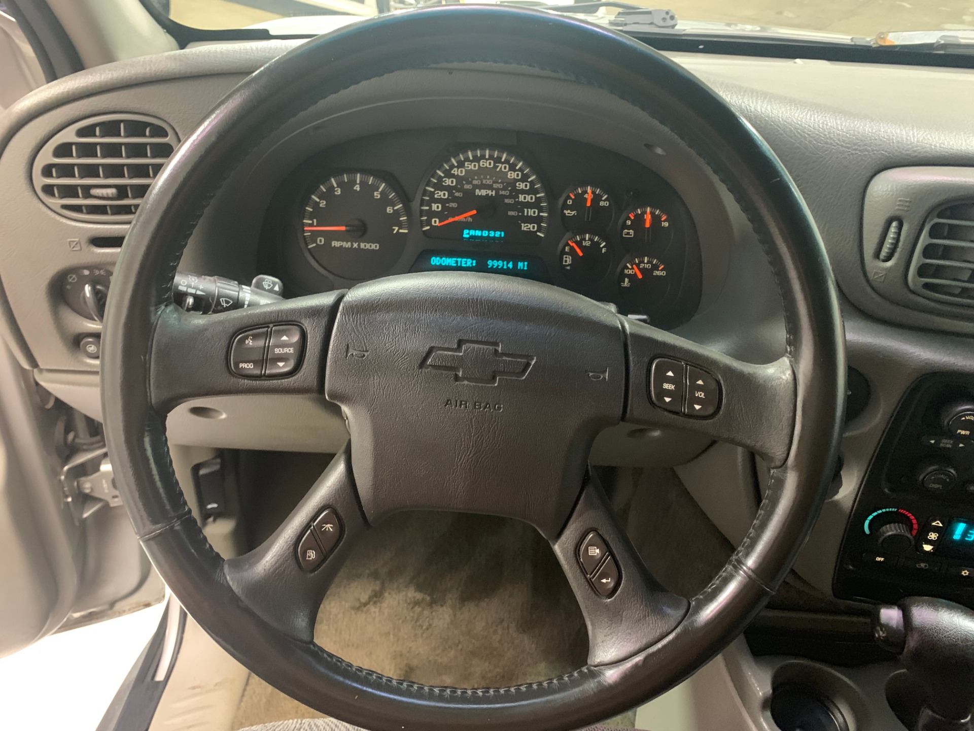 Used-2004-Chevrolet-TrailBlazer-EXT-LS-4WD-LS
