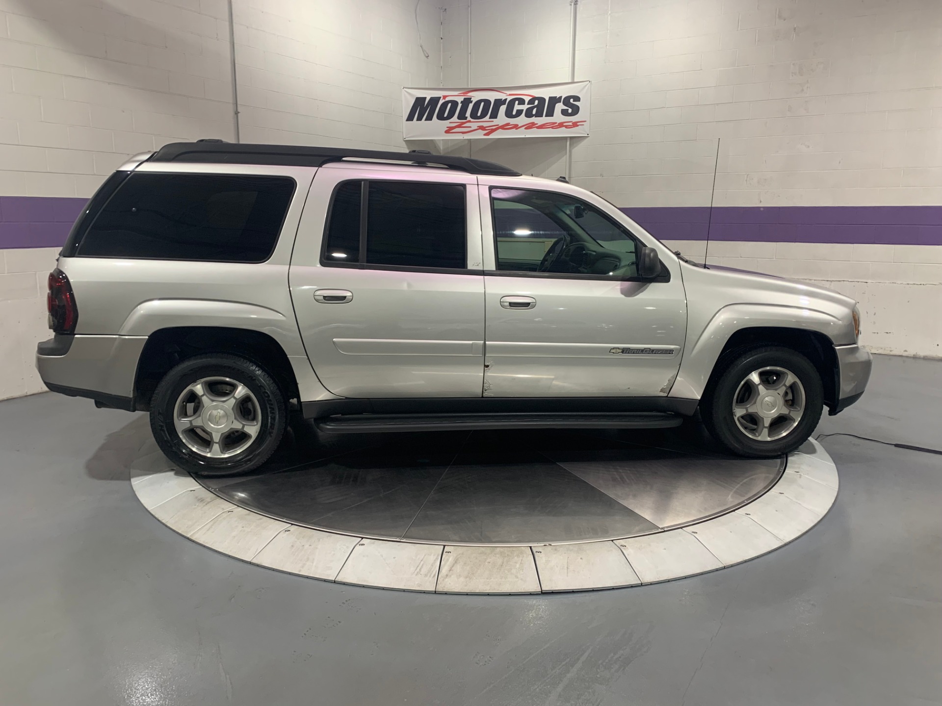 Used-2004-Chevrolet-TrailBlazer-EXT-LS-4WD-LS